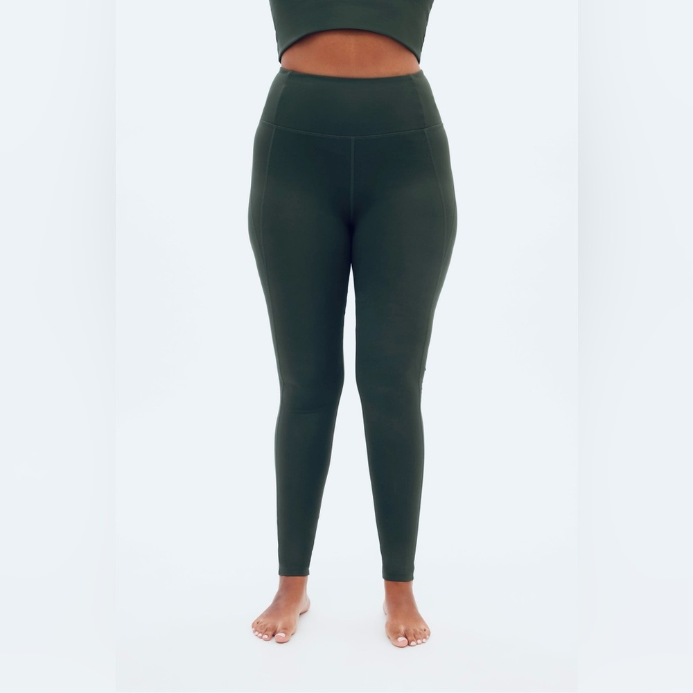 Girlfriend Collective Compressive High-Rise Legging in Earth Green